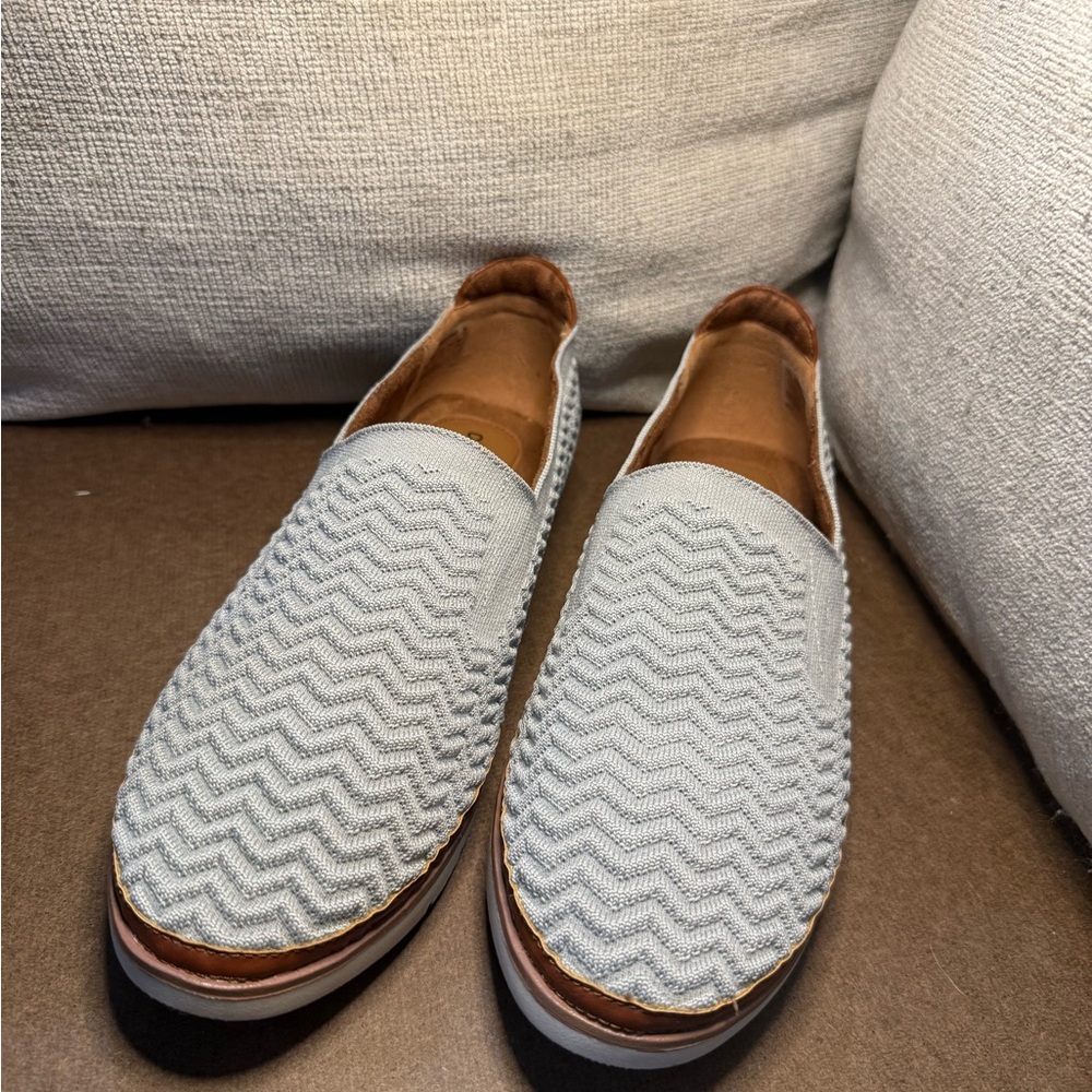 Women’s Cobb Hill  slip ons- Light Gray-size 10